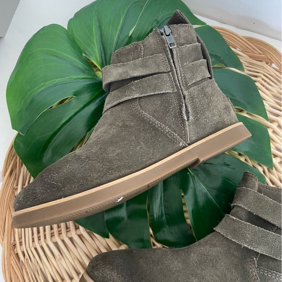 UGG Josefene women’s green suede double strap ankle boot buckle detailing size 6 - Picture 11 of 16